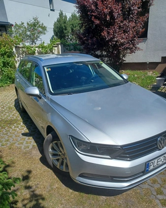 Volkswagen Passat cena 54900 przebieg: 213500, rok produkcji 2017 z Nowe Miasto Lubawskie małe 137